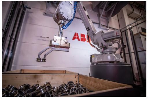 ABB机器人：推动开发物料搬运3D视觉引导解决方案