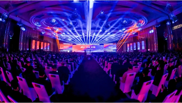 东风商用车召开2025年度合作伙伴大会